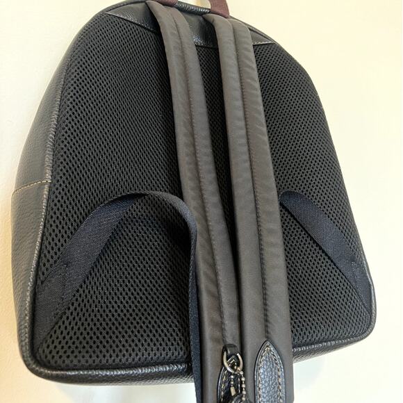 Coach Star Wars Limited Edition Collaboration Medium Leather Signature Backpack - Picture 8 of 11